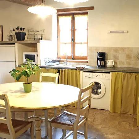 Neuilly-le-réal, 4 Pièces, 6 Personnes - Fr-1-489-69 Neuilly-le-Réal